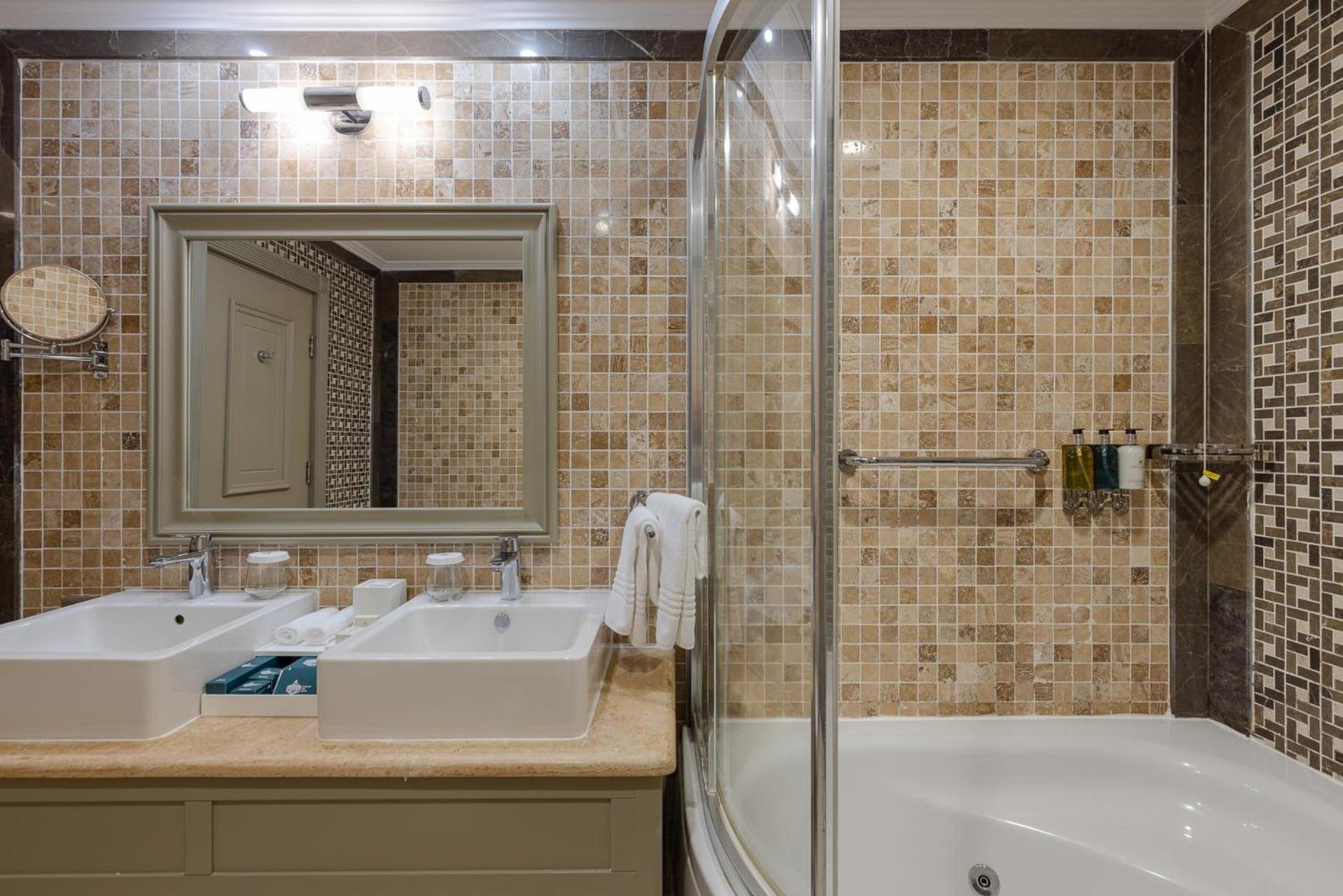 Divan 5* Батуми